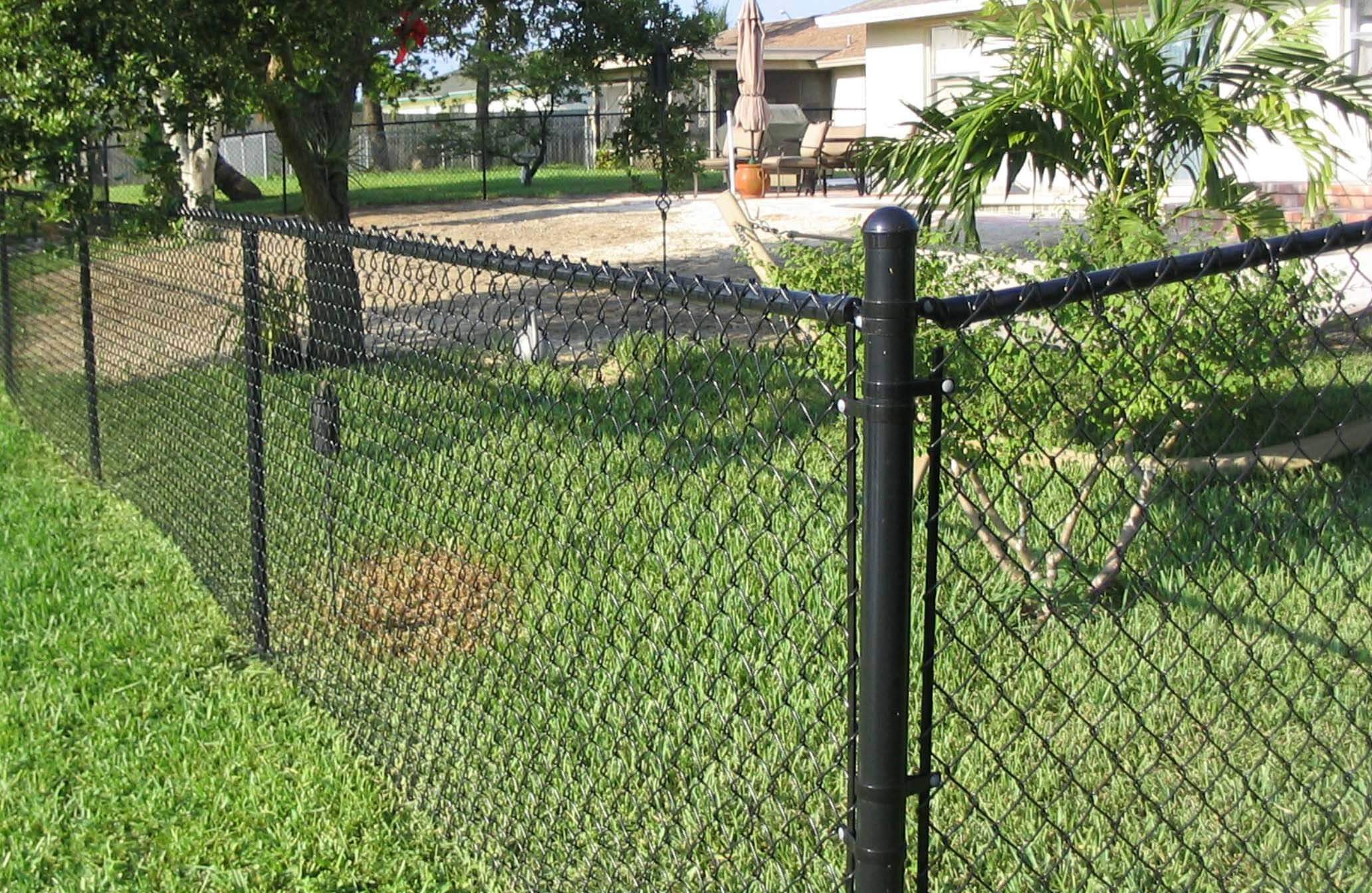 Exploring the Benefits of Chain Link Wire for Fencing