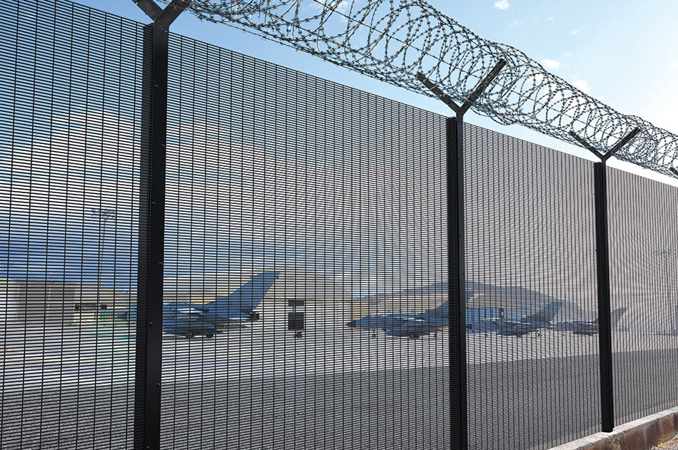 Installing an Anti-Throwing Fence: DIY or Hire a Professional?