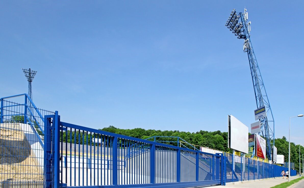 Athletic Fencing: Secure Boundaries for Rugby and Football Fields