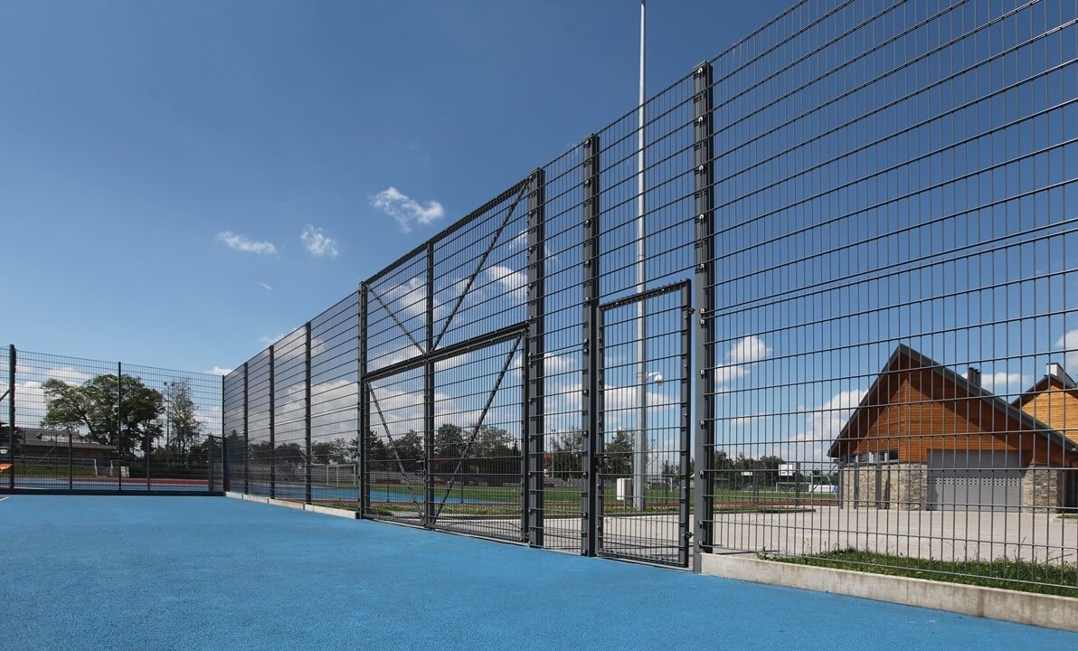 Installing Athletic Fencing for a Professional Sports Field