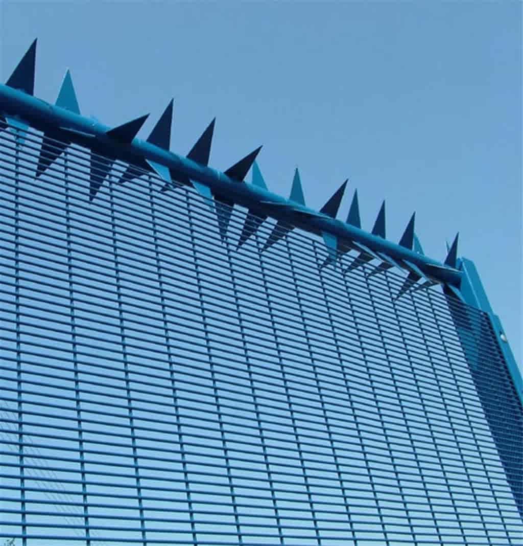 Spike Wall for Restaurants: Enhance your Dining Experience with Striking Spiked Wall Features