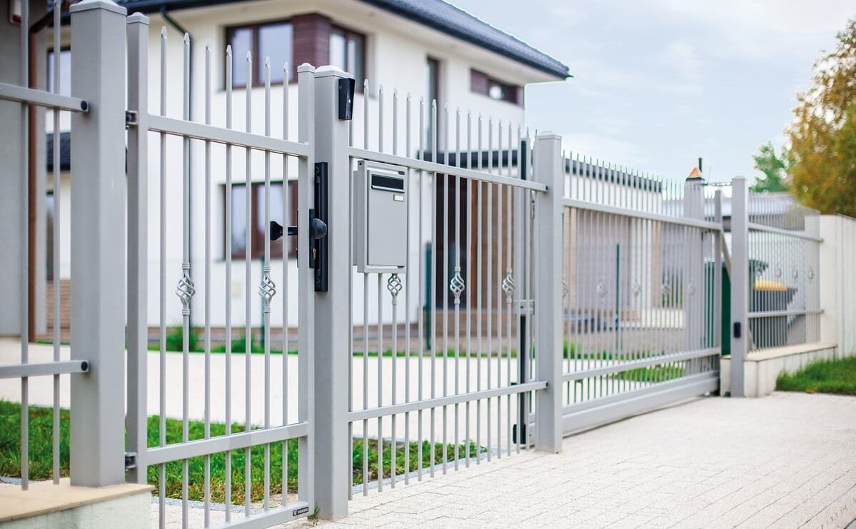 Transforming Your Outdoor Space with Decorative Steel Fencing