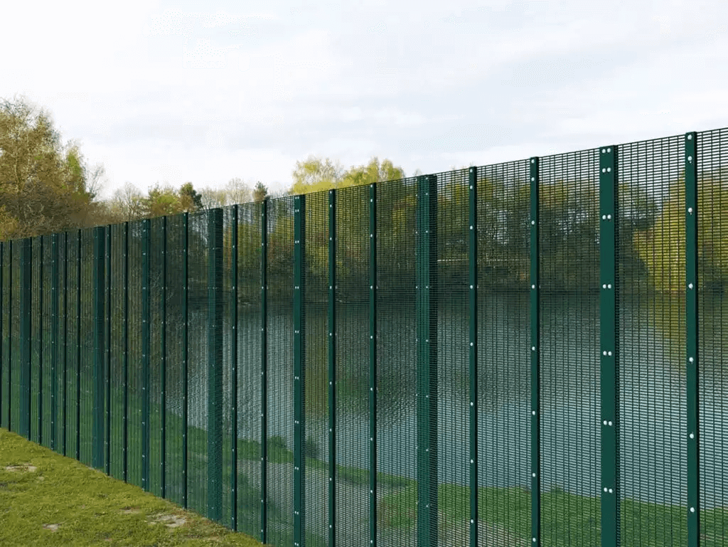Anti-Throwing Fence: Defense Systems for Protecting Your Valuable Property