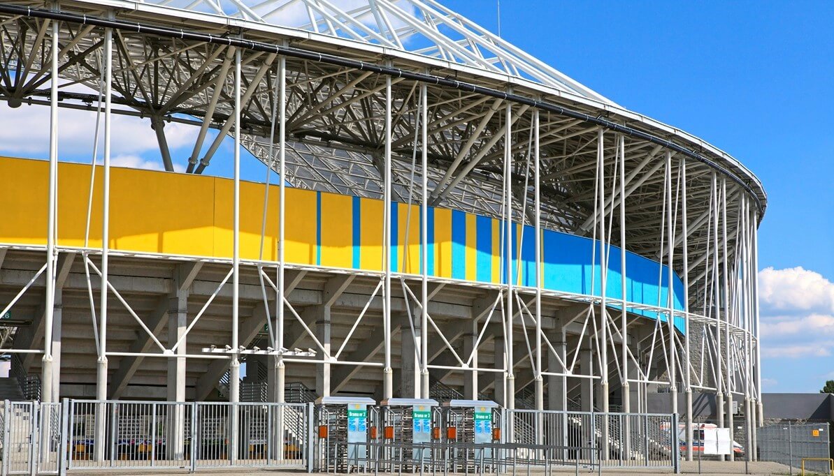 The Role of Secure Sport Fencing in Maintaining Crowd Control at Sporting Events