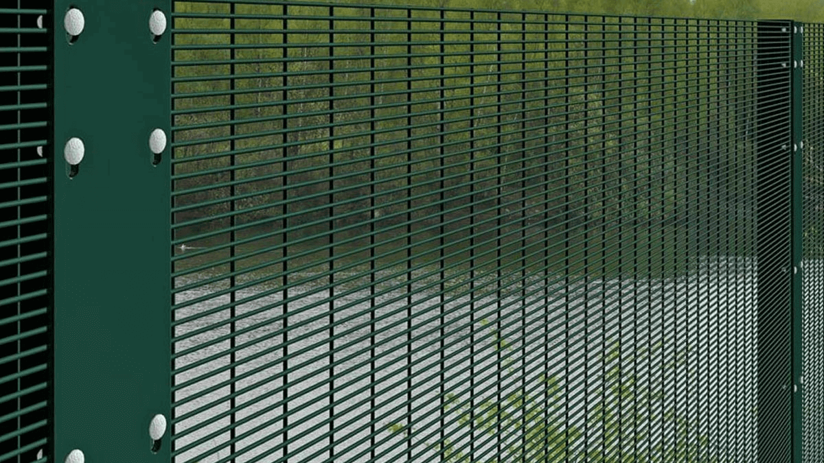 The importance of 358 welded wire fence for government facilities