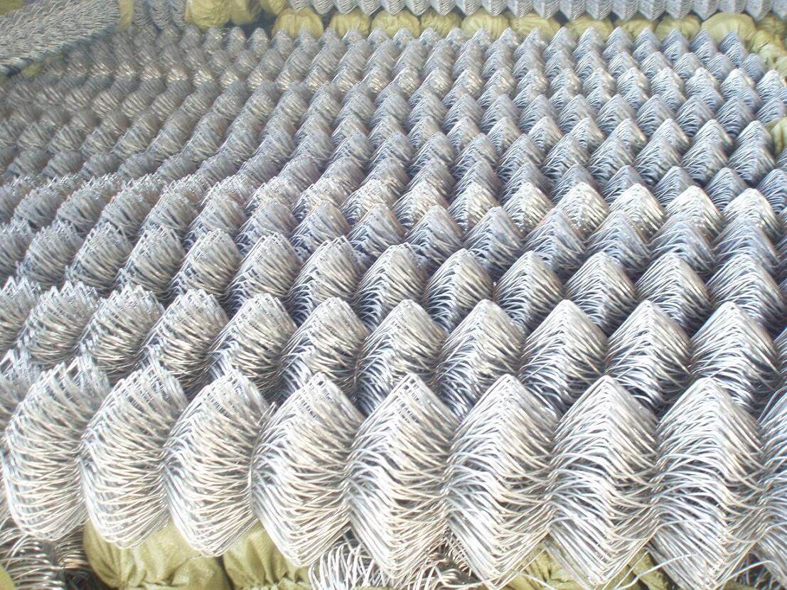 Unveiling the Benefits of Chain Link Fabric