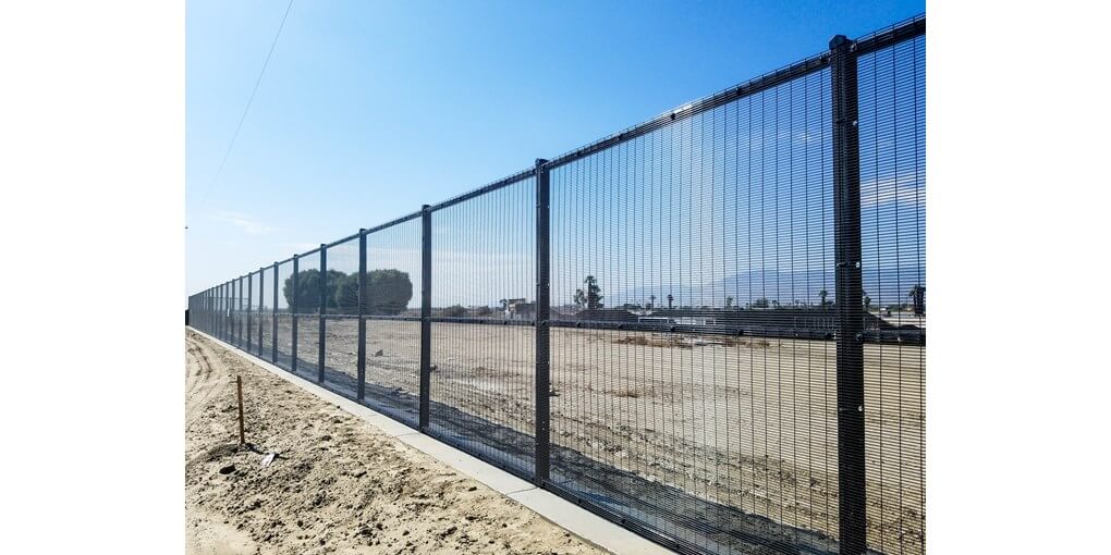 High-Security Fence: Protecting Valuable Assets